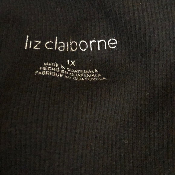 Black pull on 3/4 sleeve top - Picture 3 of 4